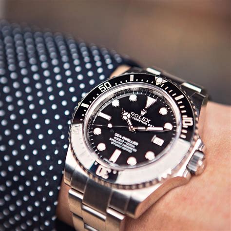 rolex sea dweller 4000 gewicht|rolex sea dweller price new.